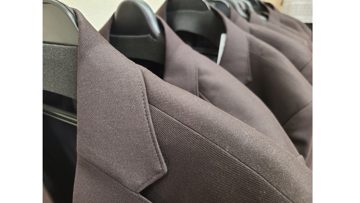 半田東高校　制服　ブレザー